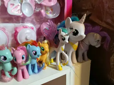 Set de figuras My Little Pony, distintos precios - miniatura 4
