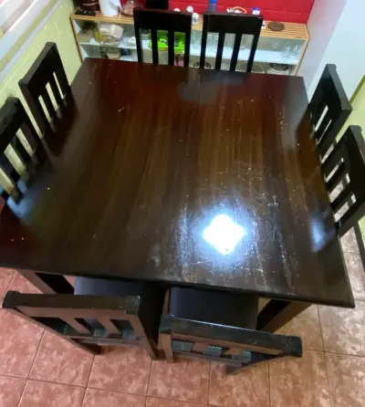 Mesa de comedor de madera con 8 sillas - miniatura 3