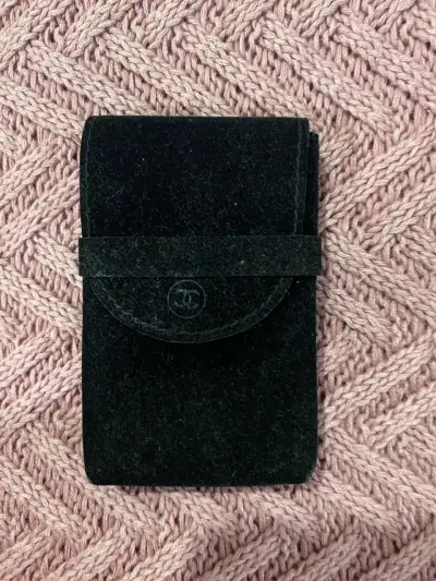 Papel control brillo facial Chanel con espejo - miniatura 1