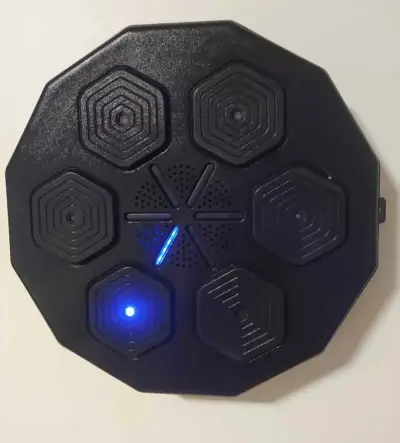 MÁQUINA DE BOXEO MUSICAL CON BLUETOOTH + GUANTES - miniatura 1