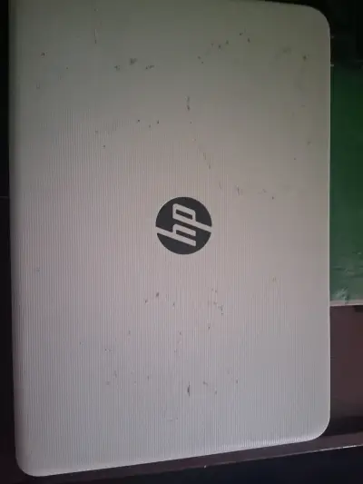 Laptop HP - miniatura 2
