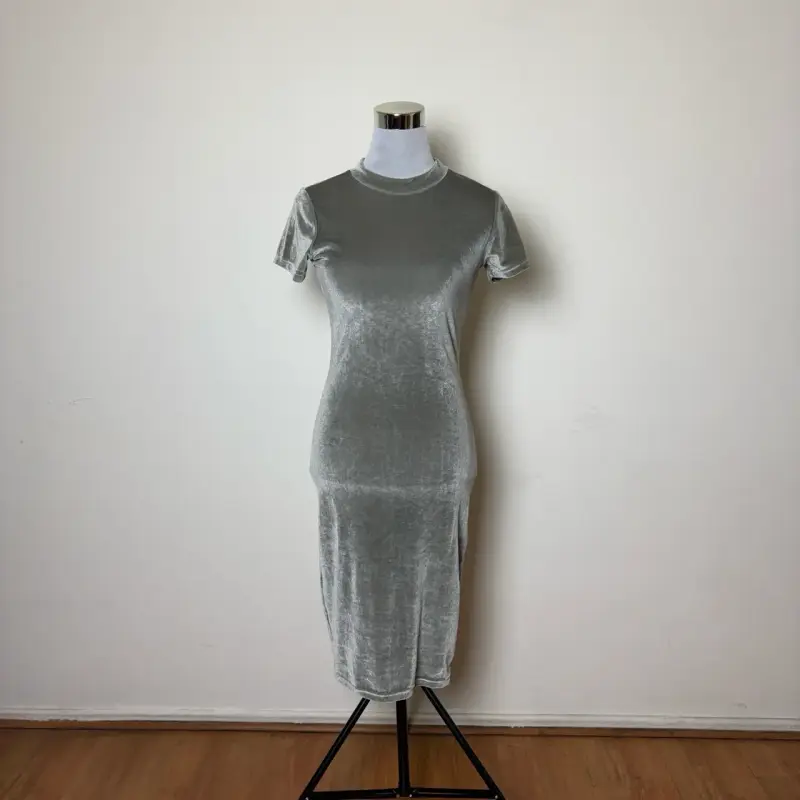Vestido de terciopelo gris para mujer - 2