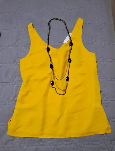 Blusas de mujer en colores variados - miniatura 2