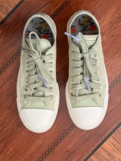 Zapatillas Converse verdes de lona para mujer - miniatura 1