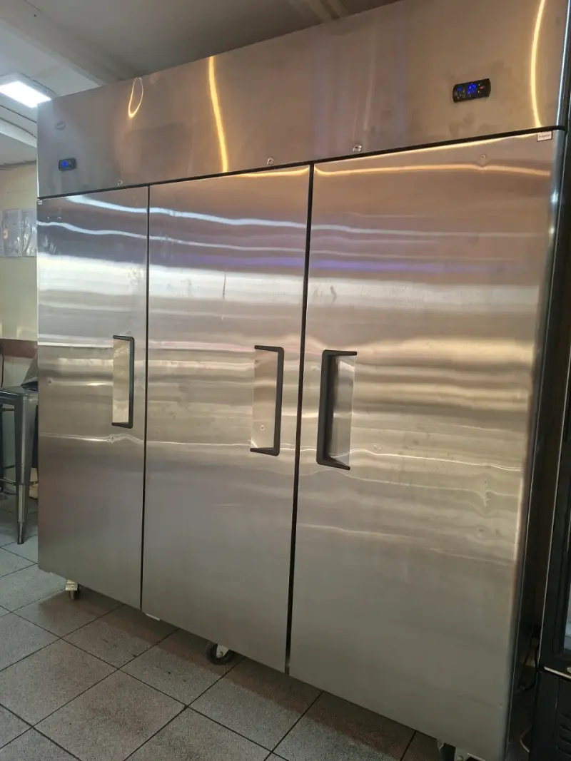 Refrigerador y congelador