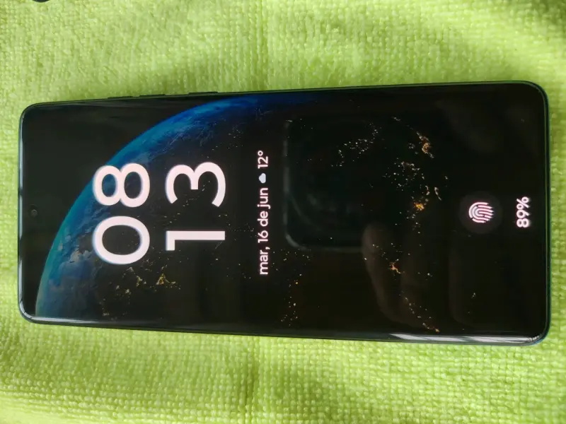 Smartphone Motorola con triple cámara trasera - 5