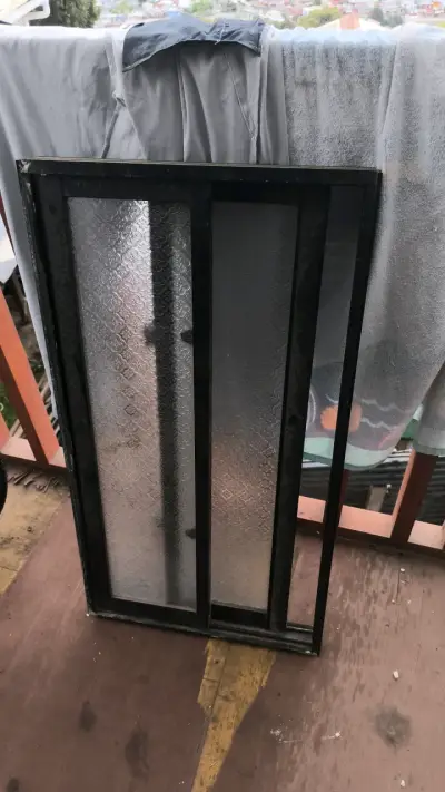 Ventana corredera de aluminio usada - miniatura 3