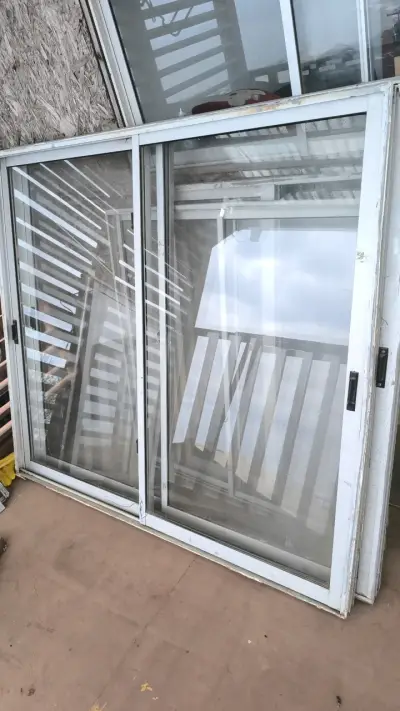 Ventana corredera de aluminio usada - miniatura 5