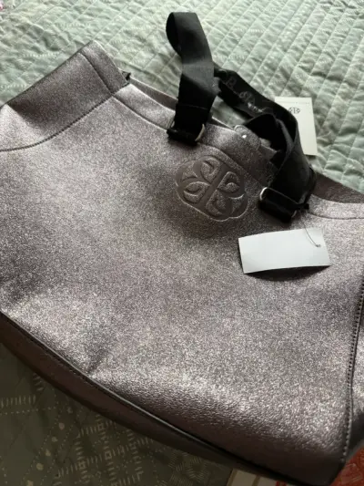 Bolso tote dorado Cecilia Bolocco elegante - miniatura 2