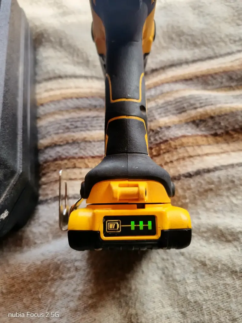 Taladro Percutor DeWalt 20V - 6