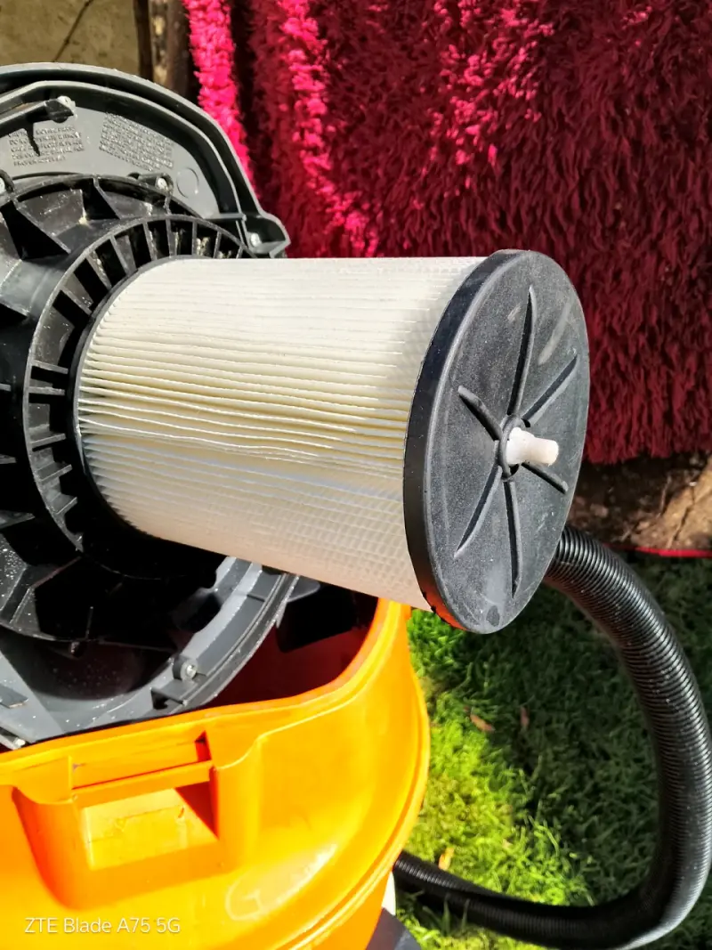 Aspiradora industrial Ridgid 60 litros 6.5 hp - 2