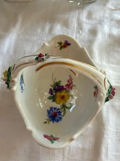 Centro de Mesa de Porcelana con Flores Dresden - miniatura 3