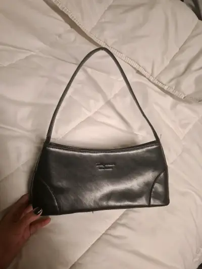 Cartera de cuero negra elegante - miniatura 1