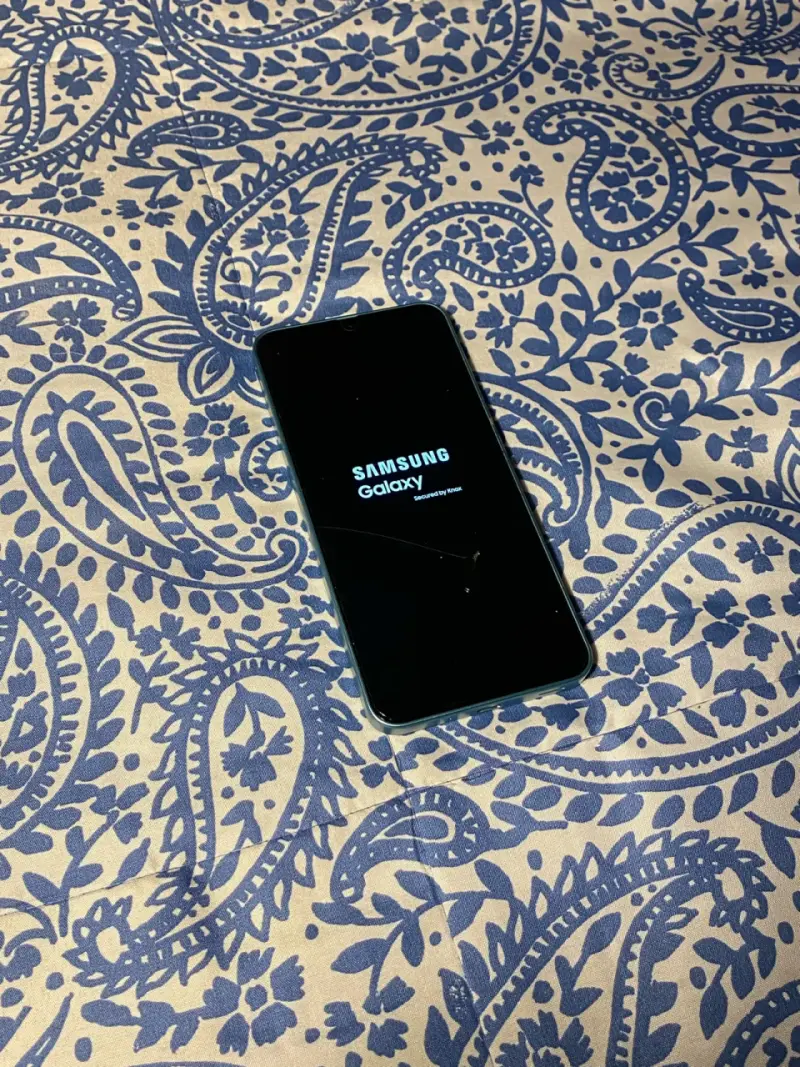 Samsung Galaxy A16 5G en buen estado - 2