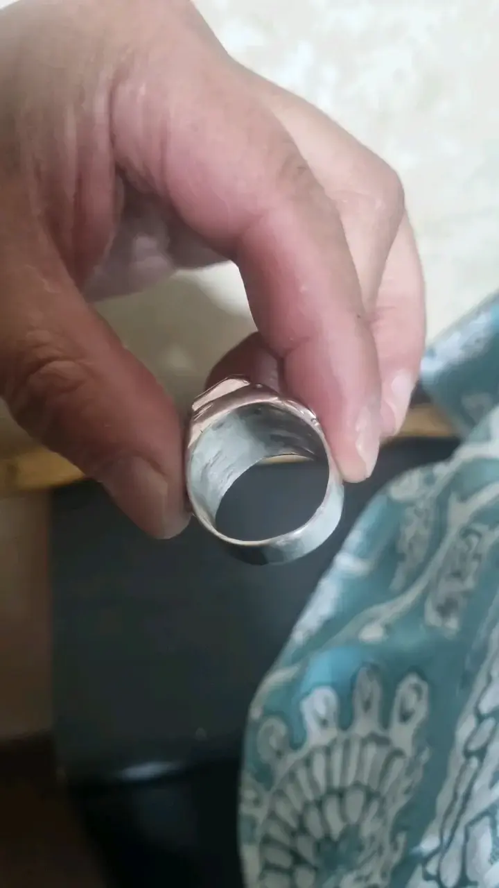 Anillo de plata con piedra negra - 5