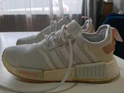 Zapatillas femeninas Adidas NMD_R1 #38. Sin detall - miniatura 2