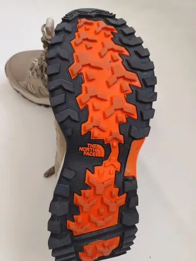 Zapatillas de senderismo The North Face beige y naranjas - miniatura 1