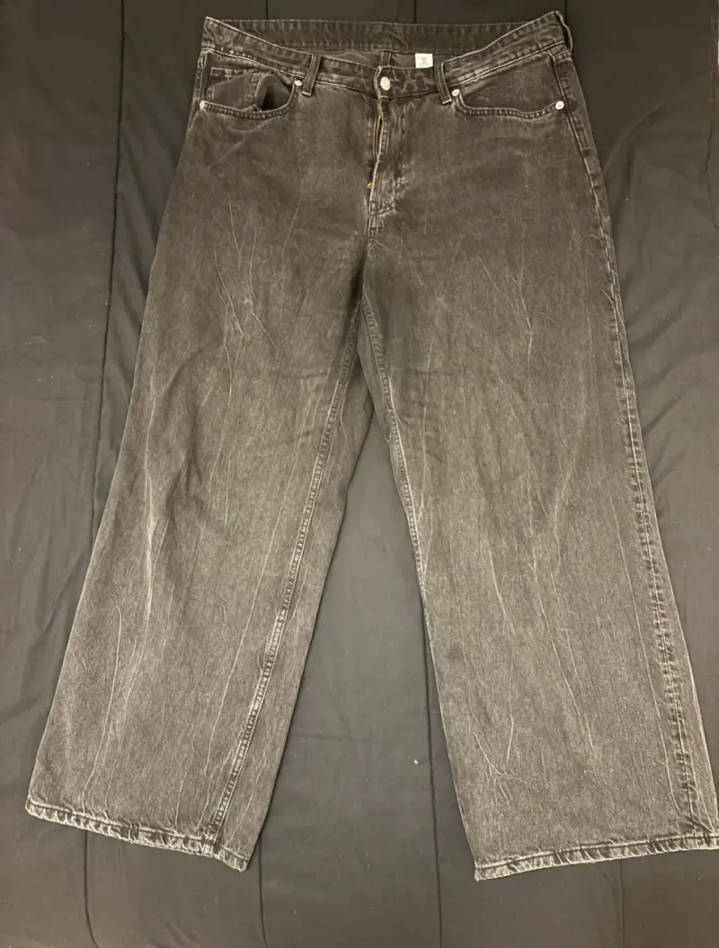 Jeans anchos de mezclilla gris para mujer - 1