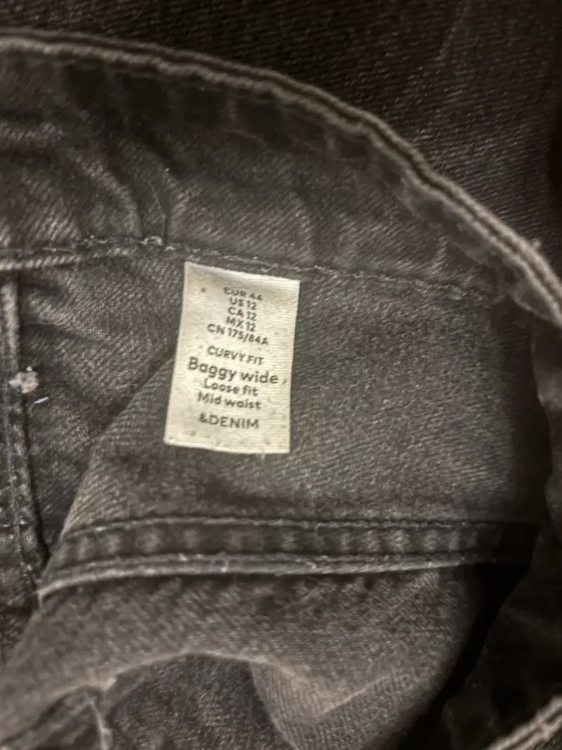 Jeans anchos de mezclilla gris para mujer - 3