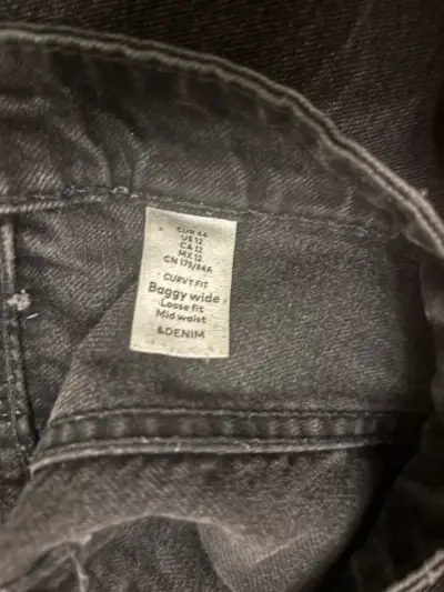 Jeans anchos de mezclilla gris para mujer - miniatura 3