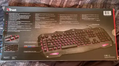 Teclado Gaming Trust Myra con Iluminación LED - miniatura 1