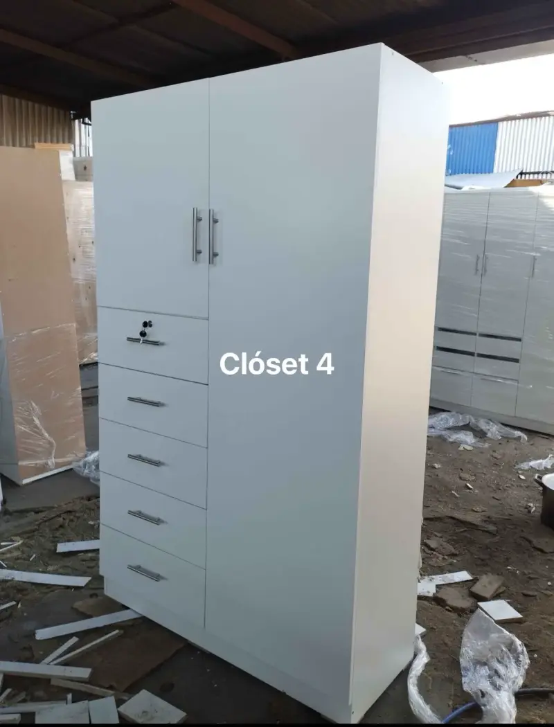 closet 4 - 2