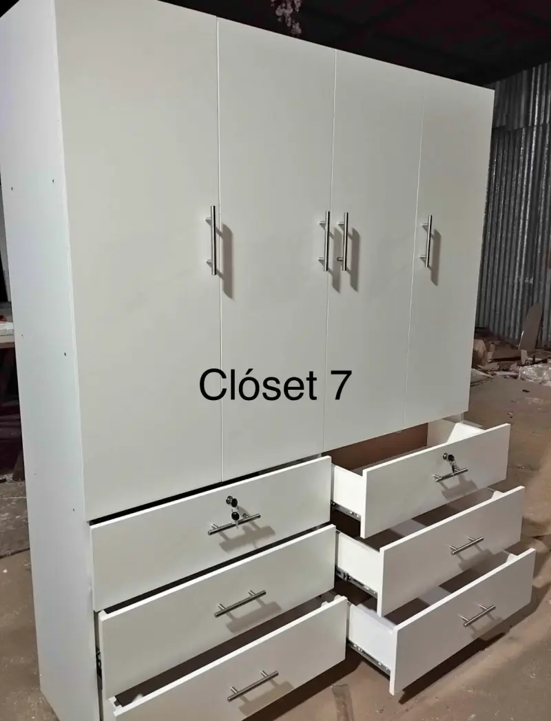 Closet 7 - 2