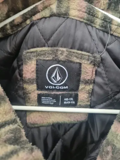Chaqueta estampada Volcom - miniatura 3