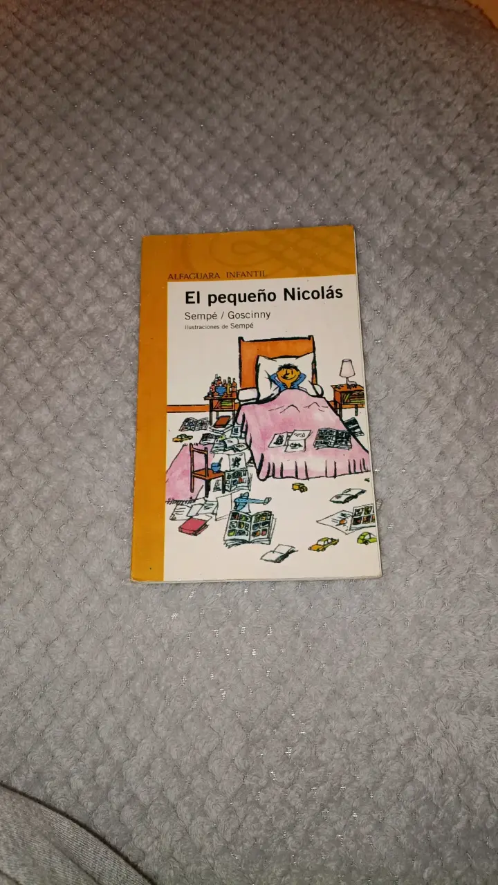 Libro El Pequeño Nicolás de Sempé y Goscinny