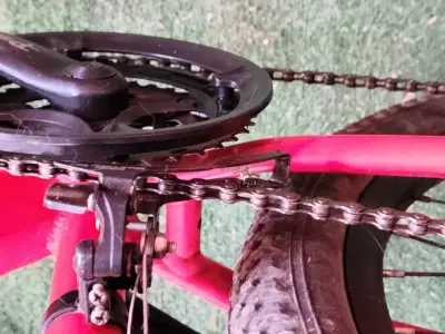 Bicicleta de montaña RAM roja con suspensión delantera - miniatura 1