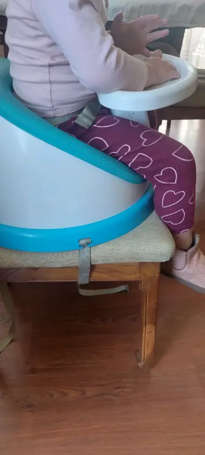 Silla de alimentación para bebé con bandeja ajustable - miniatura 1