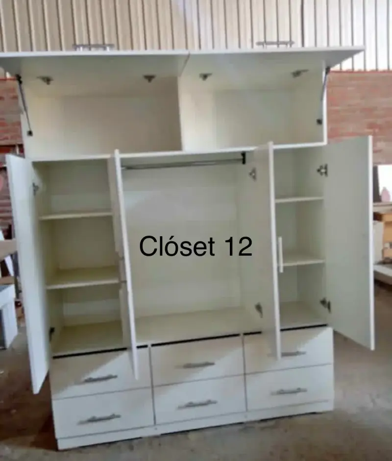 closet 12