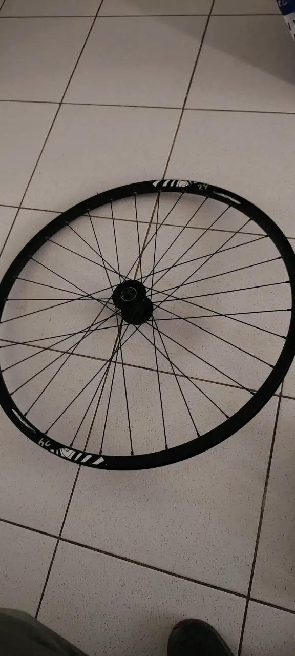 Rueda de bicicleta Novatec D761SB - 2