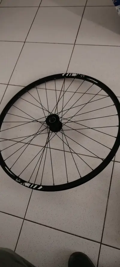 Rueda de bicicleta Novatec D761SB - miniatura 2