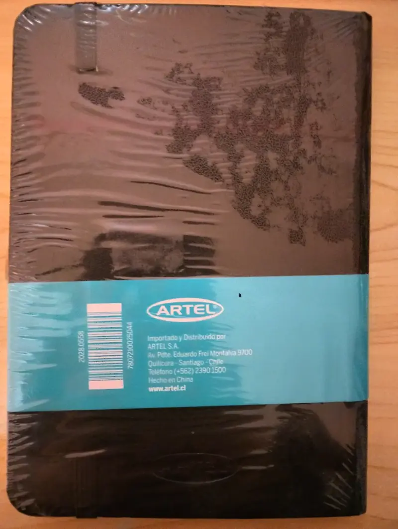 Libreta Lisa A6 Artel con Bolsillo Expandible - 2