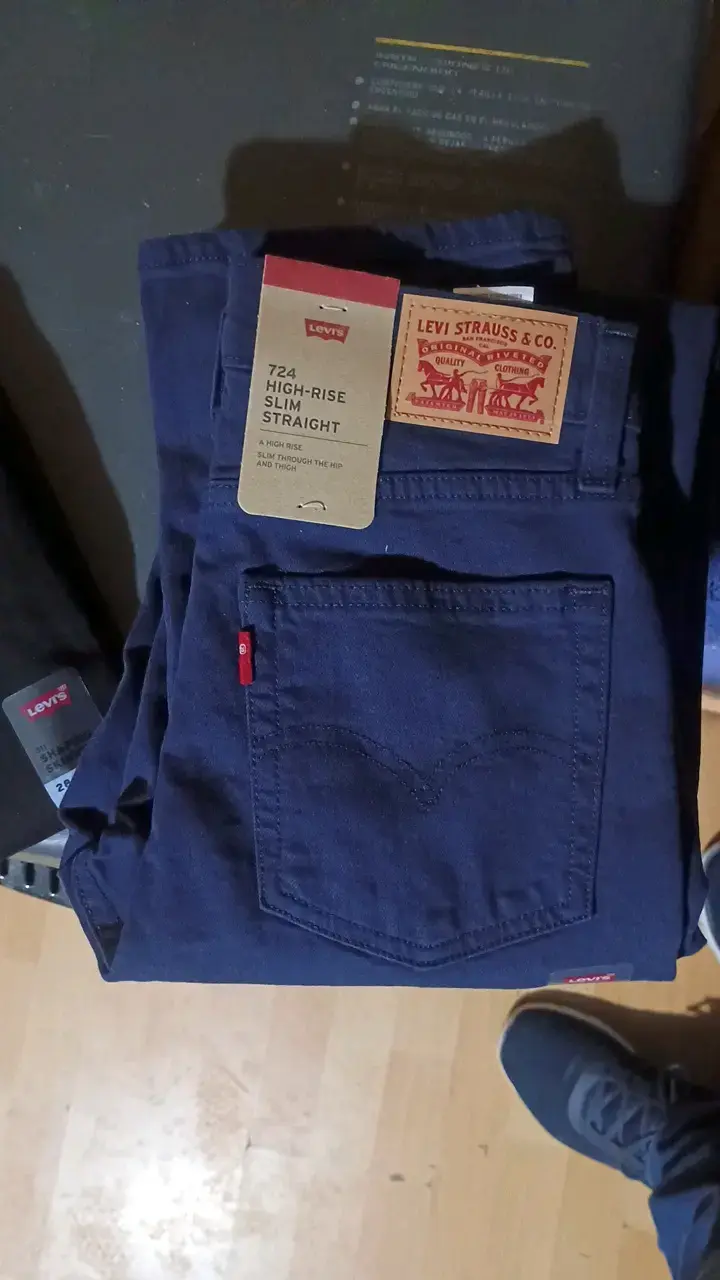 Jeans Levi's 724 High-Rise Slim Straight azul - 1