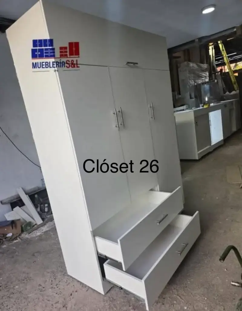closet 26 - 2