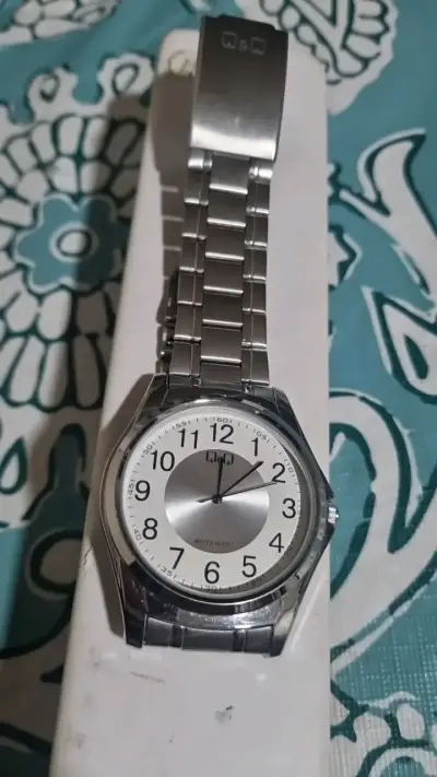Reloj de Pulsera Q&Q Acero Inoxidable - miniatura 1