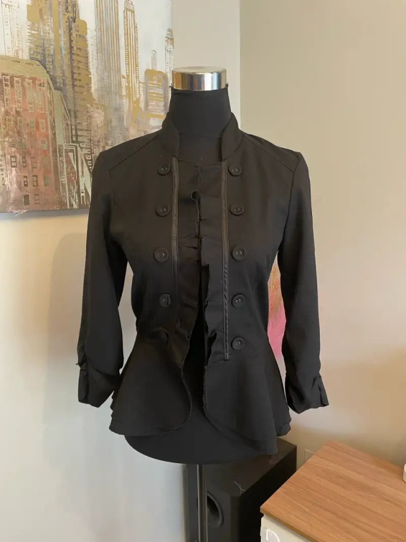 Chaqueta Negra Estilo Militar para Mujer - 2