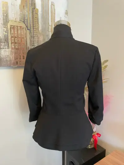 Chaqueta Negra Estilo Militar para Mujer - miniatura 5