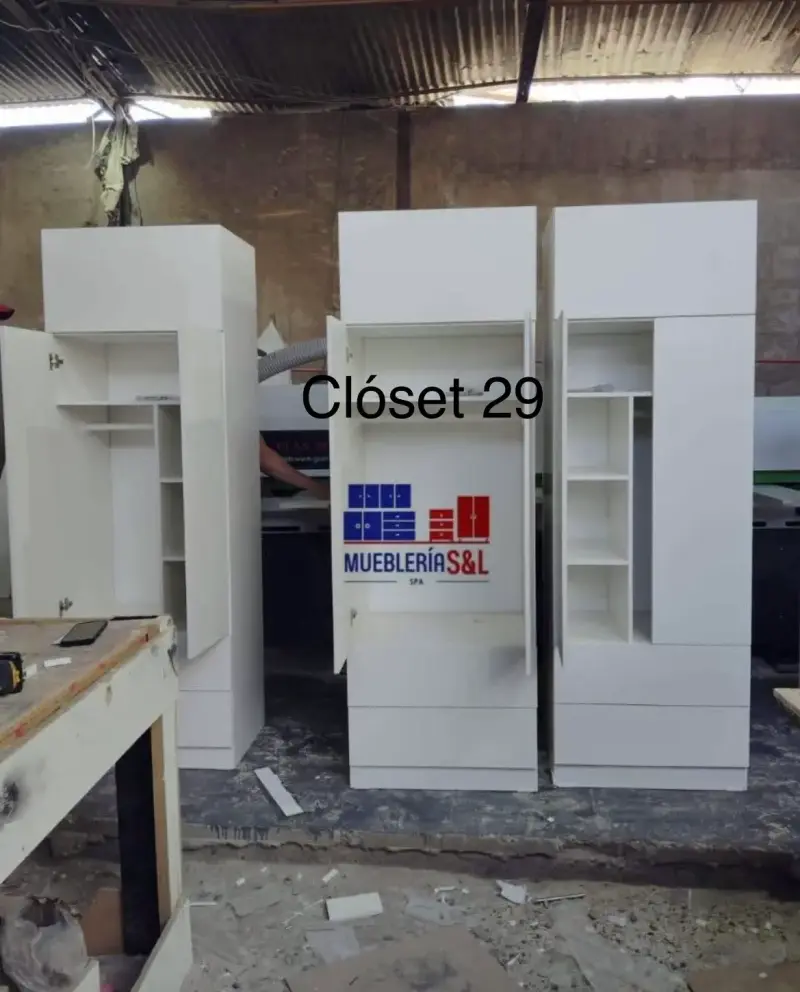 closet 29 - 2