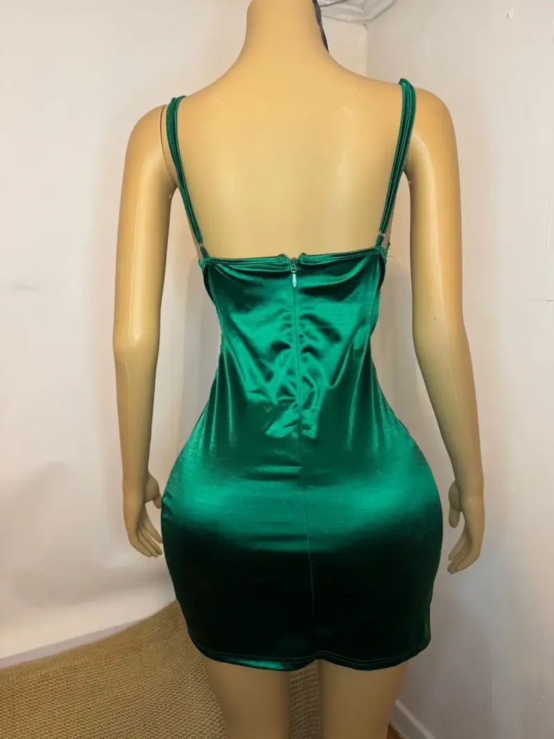 Vestido corto verde esmeralda de tirantes - 2