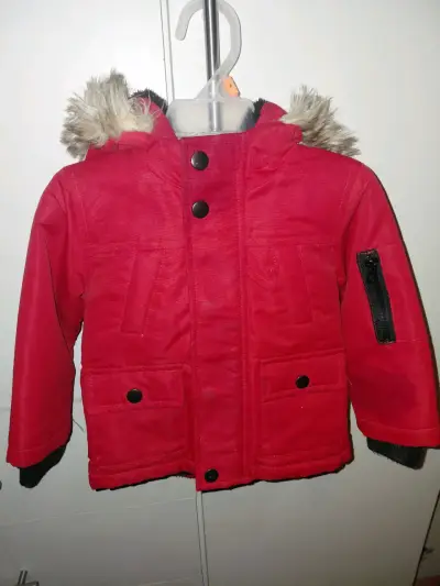 Chaqueta roja para bebé - miniatura 1