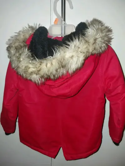 Chaqueta roja para bebé - miniatura 3