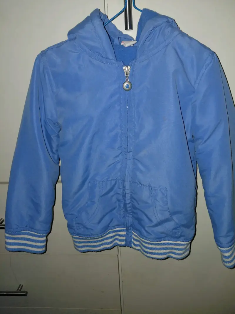 Chaqueta azul para niño con capucha - 1