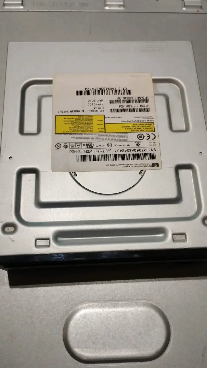 Grabadora de DVD HP Modelo TS-H653R - 1