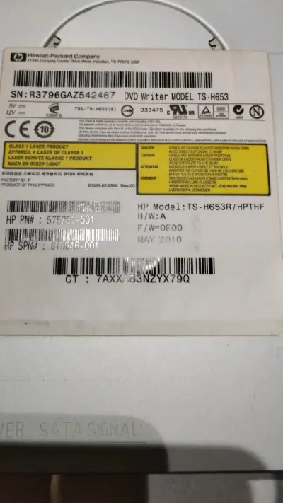 Grabadora de DVD HP Modelo TS-H653R - miniatura 2