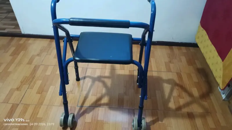 Burrito oAndador plegable con asiento azul - 2