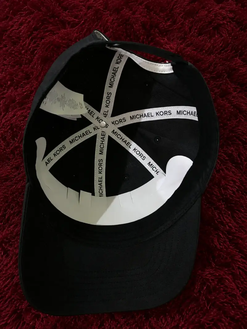 Gorra negra Michael Kors con logo - 2