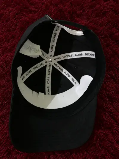 Gorra negra Michael Kors con logo - miniatura 2